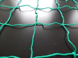 Сетка для футбольных ворот SPORTWERK 7,5х2,5х1х2 м 100х100 мм 3,5 мм, белый/зеленый