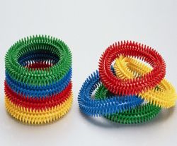 Массажное кольцо 17см с игольчатыми шипами Массажное кольцо 17см с игольчатыми шипами