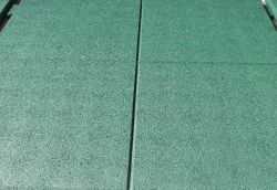 Резиновая плитка Regumond Sportplatten 30 мм (1х0,5 м), боковины терракотовый