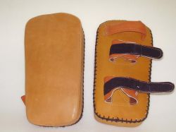 Макивара  на руку (нат.кожа)