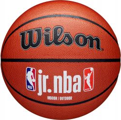 Мяч баскетбольный WILSON JR. NBA Fam Logo Indoor Outdoor №6 (композит) Мяч баскетбольный WILSON JR. NBA Fam Logo Indoor Outdoor №6 (композит)