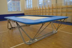 Спортивный батут профессиональный складной (без страховочных столов)