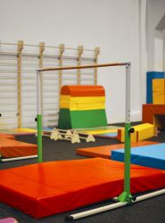 Перекладина гимнастическая детская