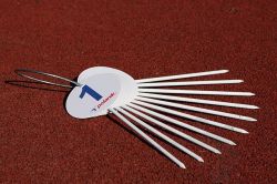 Указатели метража разметки для сектора толкания ядра POLANIK FMS-10/FMS-15, втыкаются в землю 15 шт.