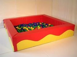 Квадратный сухой бассейн 2000х2000х400х200мм