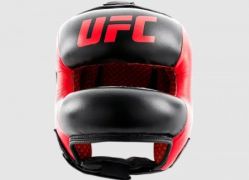 Шлем боксерский с бампером UFC RD/BK Шлем боксерский с бампером UFC RD/BK