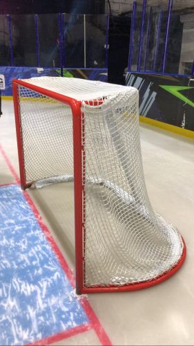 Ворота хоккейные профессиональные (с сеткой d=5 мм, яч.40х40, фиксаторами, отбойниками) СТ-14#5 Ворота хоккейные профессиональные (с сеткой d=5 мм, яч.40х40, фиксаторами, отбойниками) СТ-14#5