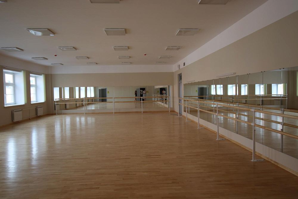 Центр образования №15 «Высота» имени Героя Советского Союза М.П. Девятаева