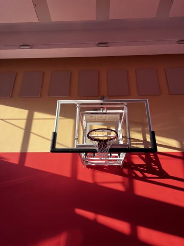 Щит баскетбольный со складной пристенной фермой на электроприводе (к-т: ферма, щит из закаленного стекла 10мм, протектор, аморт. кольцо, сетка) СТ-456#5