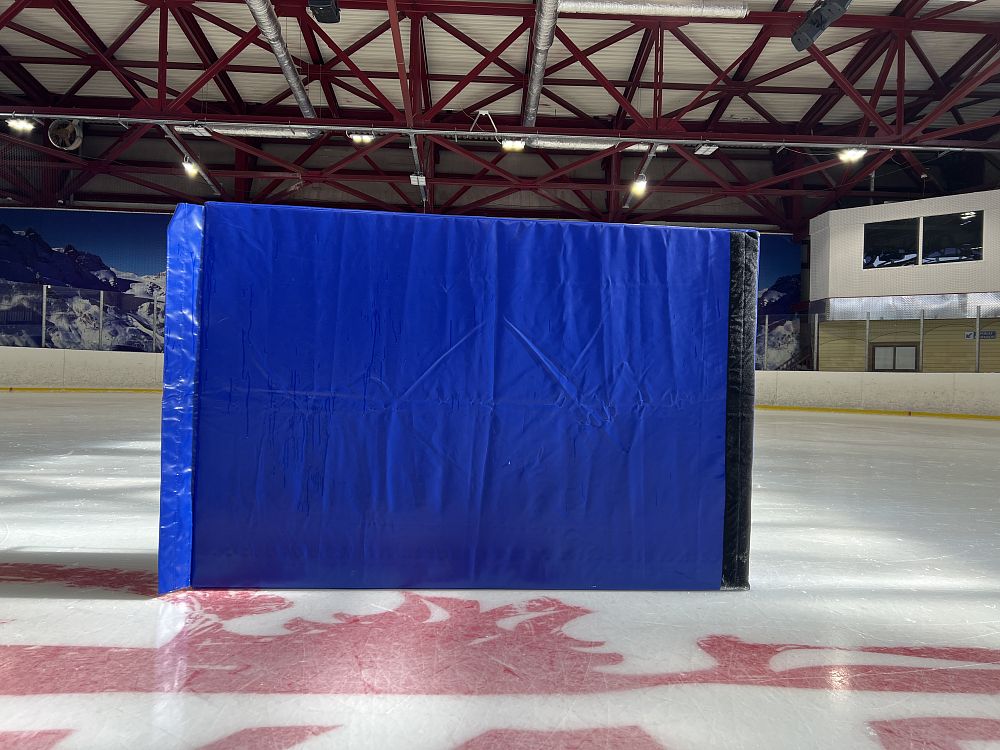 Дворец спорта «Некрасовка» (ледовое поле)