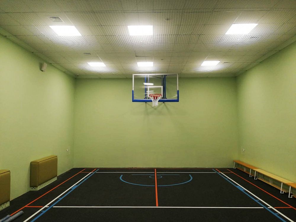 Религиозная организация «Подворье Святейшего Патриарха Московского и всея Руси – храм святого великомученика Дмитрия Солунского» Религиозная организация «Подворье Святейшего Патриарха Московского и всея Руси – храм святого великомученика Дмитрия Солунского»