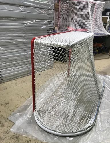 Ворота хоккейные профессиональные (с сеткой d=5 мм, яч.40х40, фиксаторами, отбойниками) СТ-14#6 Ворота хоккейные профессиональные (с сеткой d=5 мм, яч.40х40, фиксаторами, отбойниками) СТ-14#6