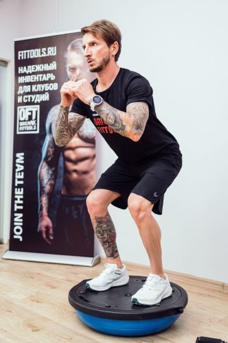 Полусфера гимнастическая Original FitTools R2 с эспандерами и насосом#6