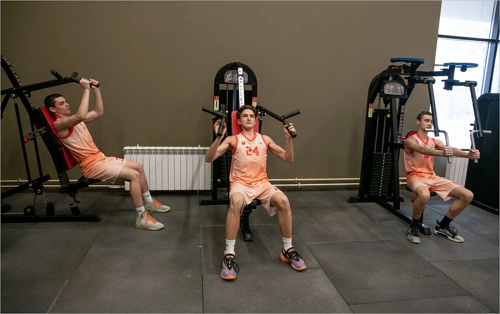 Стадион «Труд», г. Балашиха Стадион «Труд», г. Балашиха