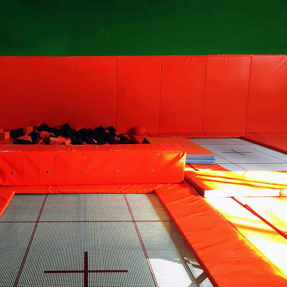 Батутный центр "World Jump", г. Москва