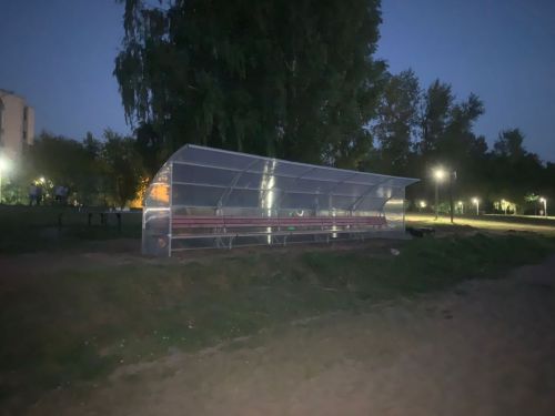 Скамейка для запасных игроков 10 м (на 20 человек, с навесом из поликарбоната) СТ-50#6 Скамейка для запасных игроков 10 м (на 20 человек, с навесом из поликарбоната) СТ-50#6