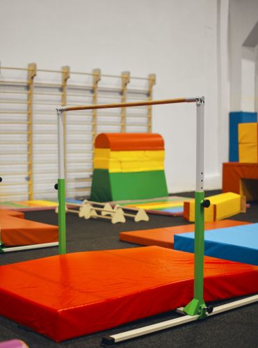 Перекладина гимнастическая детская