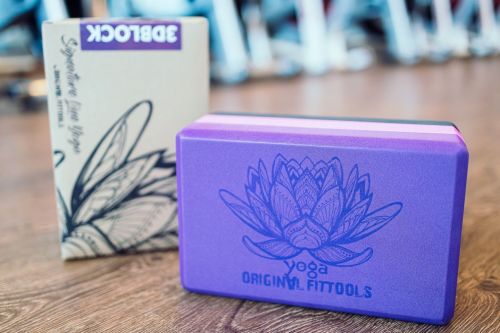 Блок для йоги трехцветный премиум Original FitTools FT-3DBLOCK#4
