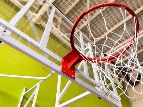 Щит баскетбольный игровой 1800х1050 из поликарбоната 10 мм (на раме) СТ-47#11