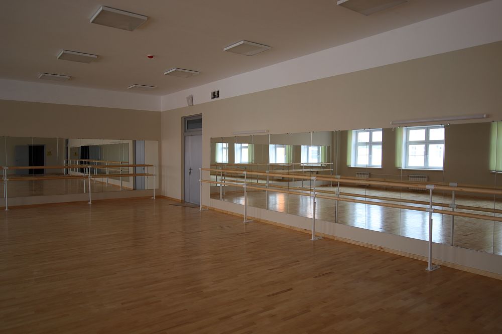 Центр образования №15 «Высота» имени Героя Советского Союза М.П. Девятаева