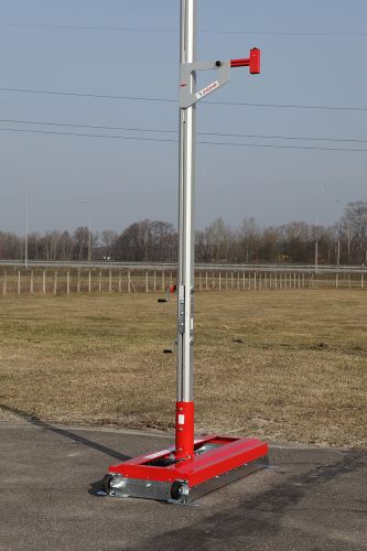 Стойки для прыжков с шестом складные соревновательные с электронным считывающим устройством POLANIK STT15-65F#9 Стойки для прыжков с шестом складные соревновательные с электронным считывающим устройством POLANIK STT15-65F#9
