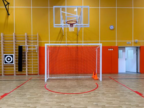 Щит баскетбольный игровой 1800х1050 из поликарбоната 10 мм (на раме) СТ-47#7