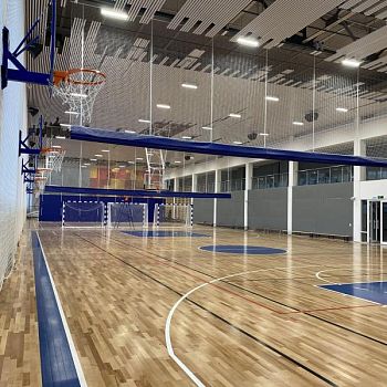 Спортивно-оздоровительный комплекс СШ «Черноголовка» Спортивно-оздоровительный комплекс СШ «Черноголовка»