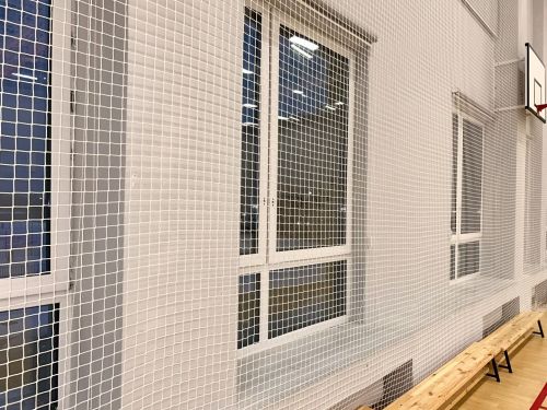 Сетка заградительная яч. 20х20 мм (полиамид) Сетка заградительная яч. 20х20 мм (полиамид)