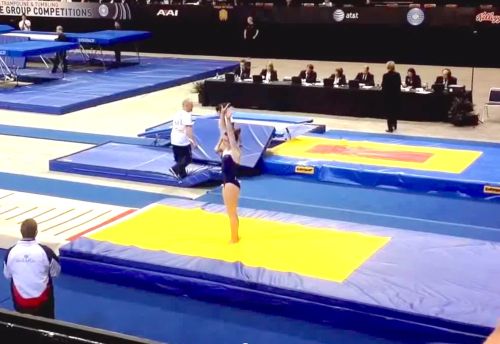 Зона приземления для акробатической дорожки 6х3х0,3 м с дополнительным матом 6х3х0,1 м