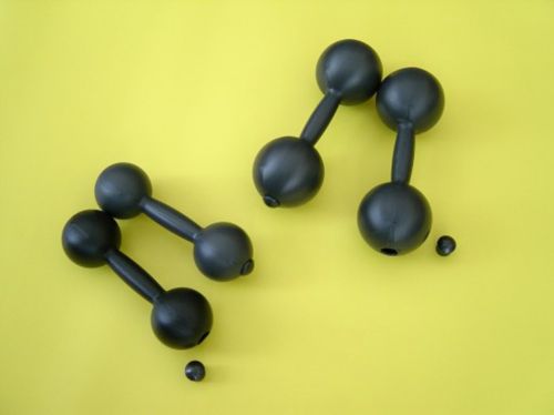 Гантели пластмассовые 1кг с наполнителем (2шт.) Гантели пластмассовые 1кг с наполнителем (2шт.)