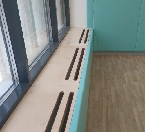 Комплексная защита стен и окон спортзала (стеновой протектор, перфорированный подоконник) СТД-39#2