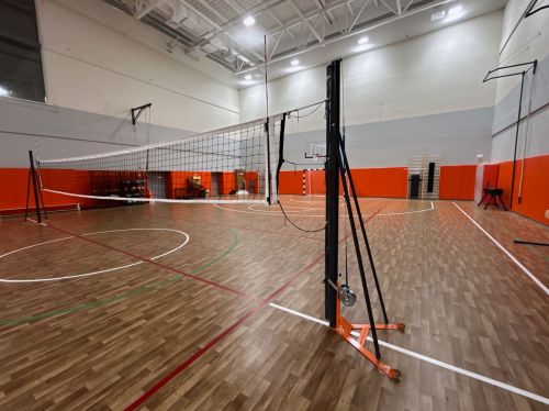 Стойки волейбольные, универсальные (волейбол, бадминтон, б. теннис) с механизмом натяжения, крепление к полу на закладных элементах СТ-305#8