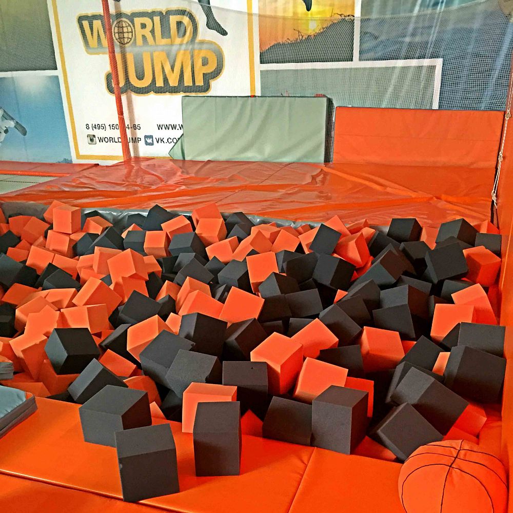 Батутный центр "World Jump", г. Москва