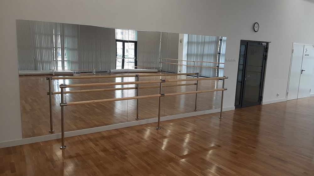 Дворец спорта «Некрасовка» (зал хореографии) Дворец спорта «Некрасовка» (зал хореографии)