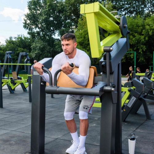 Уличный тренажер Бицепс-машина с переменной нагрузкой ZAVODSPORTA Power-1811#5 Уличный тренажер Бицепс-машина с переменной нагрузкой ZAVODSPORTA Power-1811#5