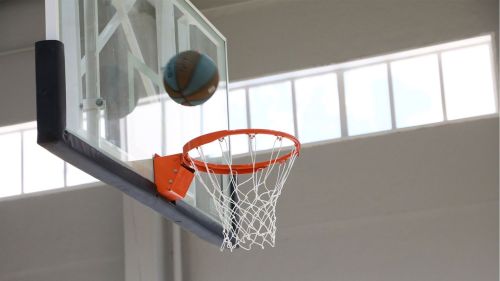 Щит баскетбольный со складной фермой на электроприводе (к-т: ферма потолочная, щит из закаленного стекла 10мм, протектор, аморт. кольцо, сетка) СТ-191#19