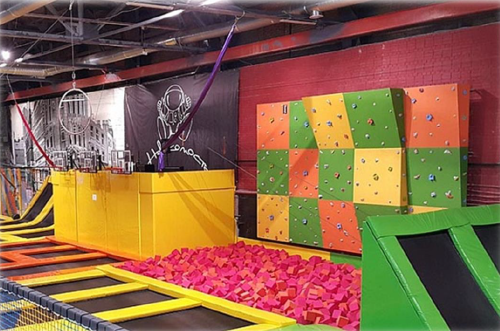 Модульный скалодром для батутного центра 4,5х7,5 м