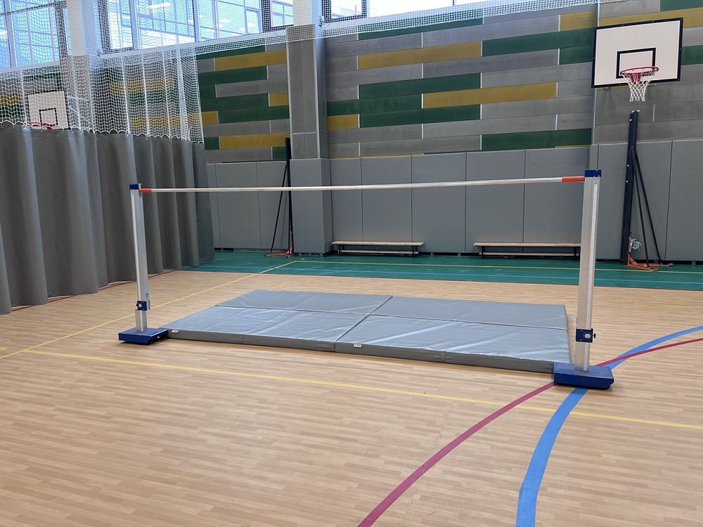 Специализированный учебно-научный центр УрФУ Специализированный учебно-научный центр УрФУ