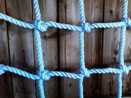 Сетка для лазания 25х25 cм D=14 мм