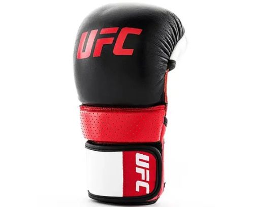 Перчатки для спаринга UFC PRO RD/BK Перчатки для спаринга UFC PRO RD/BK