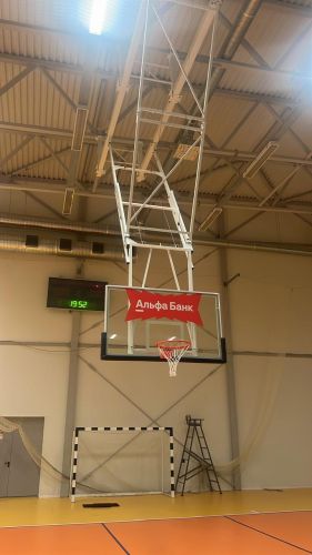 Щит баскетбольный со складной фермой на электроприводе (к-т: ферма потолочная, щит из закаленного стекла 10мм, протектор, аморт. кольцо, сетка) СТ-191#12