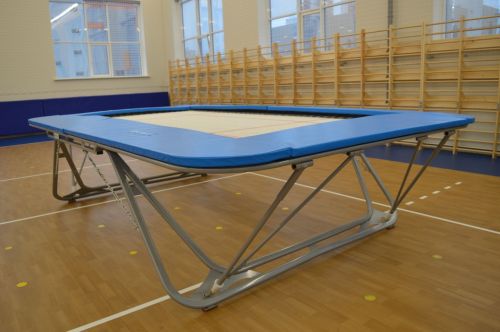 Спортивный батут профессиональный складной (без страховочных столов)
